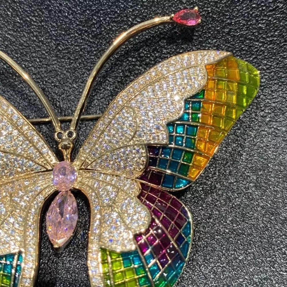 Butterfly Brooch - Picture 3 of 12